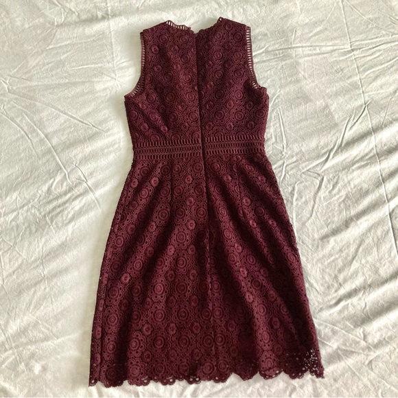 COPY - Deep plum lace/crochet embroidered bodycon dress size 2 from Forever New - Picture 2 of 6